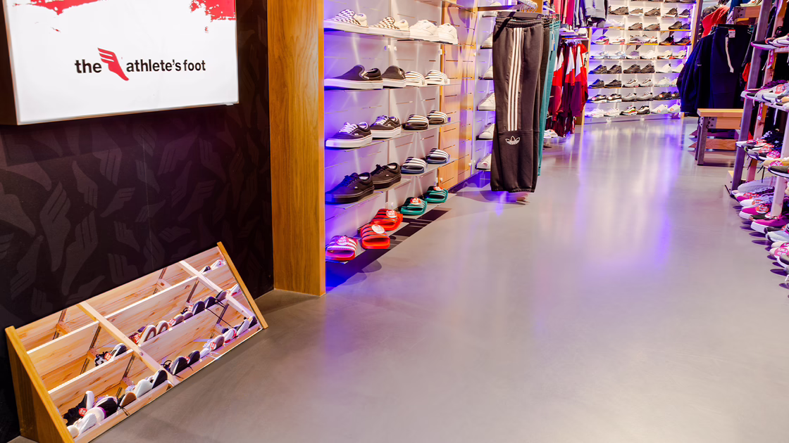 The Athlete’s Foot Doetinchem – Arturo PU2060 Verlaufbeschichtung mit Arturo PU7975 Versiegelung